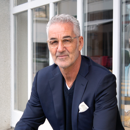 Marc Ebnoether Augenblick Optik Rueschlikon 500x500 1